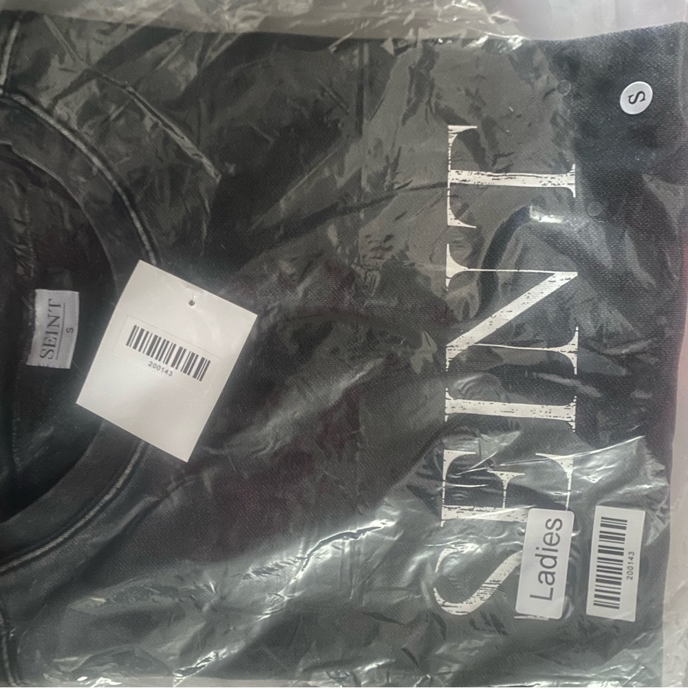 Seint Women's acid wash long sleeve Top NWT charcoal size small - Picture 5 of 5